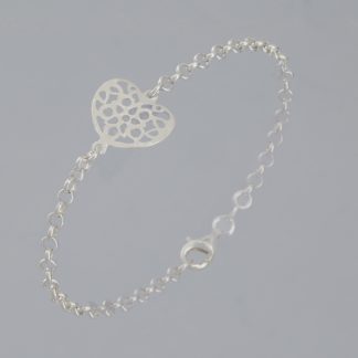 Pulsera, corazón calado de 17,5 cm de longitud.