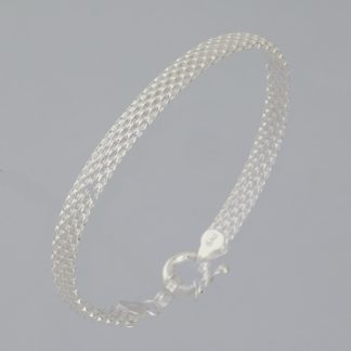 Pulsera malla 6mm de 19 cm de longitud.