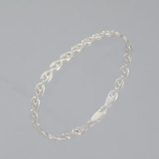 Pulsera eslabones tipo calabrote de 18 cm., de longitud.