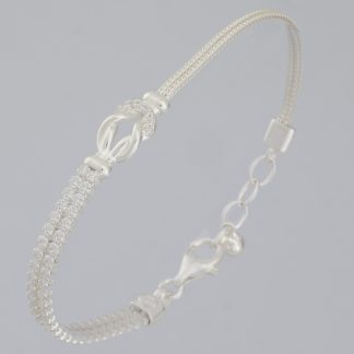 Pulsera 2 cordones nudo infinito circonitas de 18,5-20 cm de longitud.
