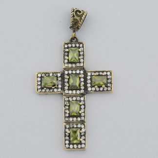 Colgante cruz jade imperial con marcasitas.
