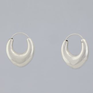 Pendientes lagrima ovalada de 2,34 cm de altura.