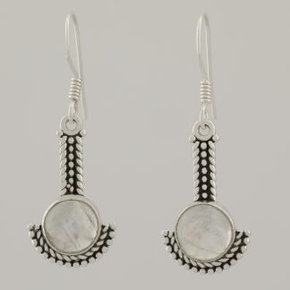 Pendientes labrados piedra luna de 3,48 cm de altura.